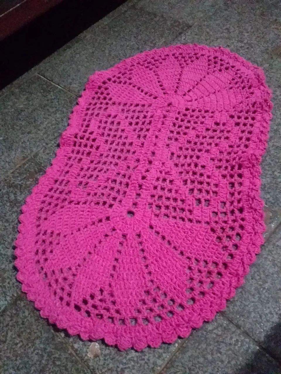 Tapete Oval Crochê Rosa