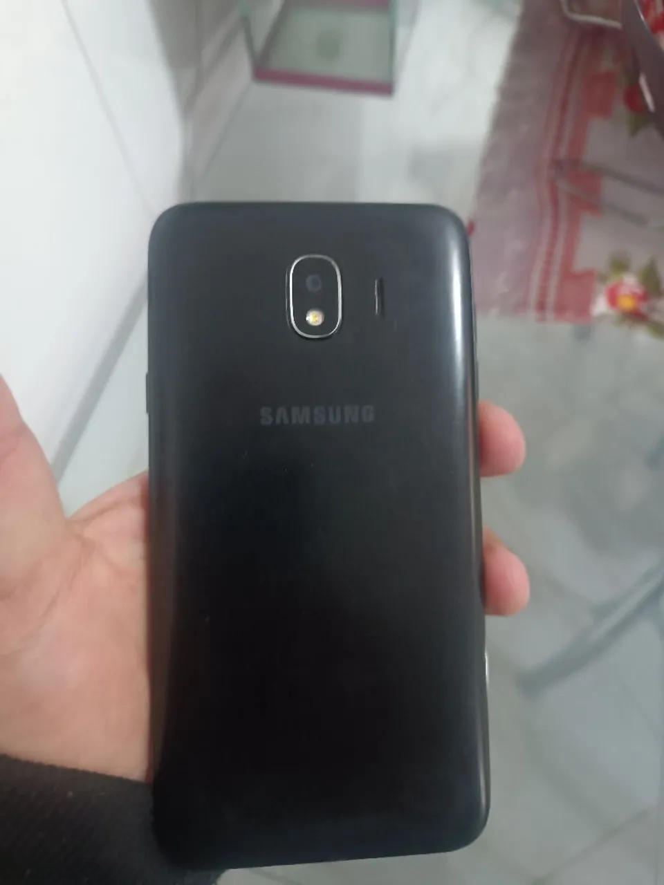 Samsung J4