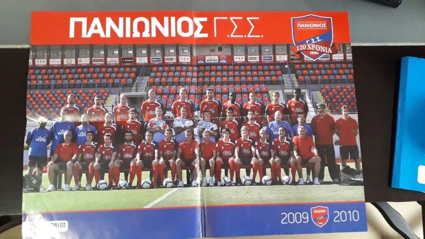 Pôster frente e verso da equipe de futebol grega Panathynaikos 2009 e 2010 semi novo