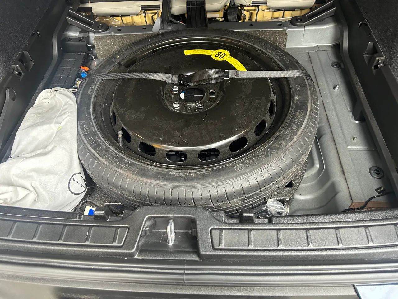 Volvo XC40 XC 40 T-5 Híbrido Momentum 1.5 262cv 2021 - Foto 9