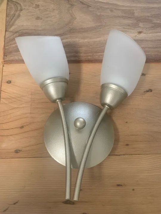 Luminária de Parede Dupla - Estilo Moderno