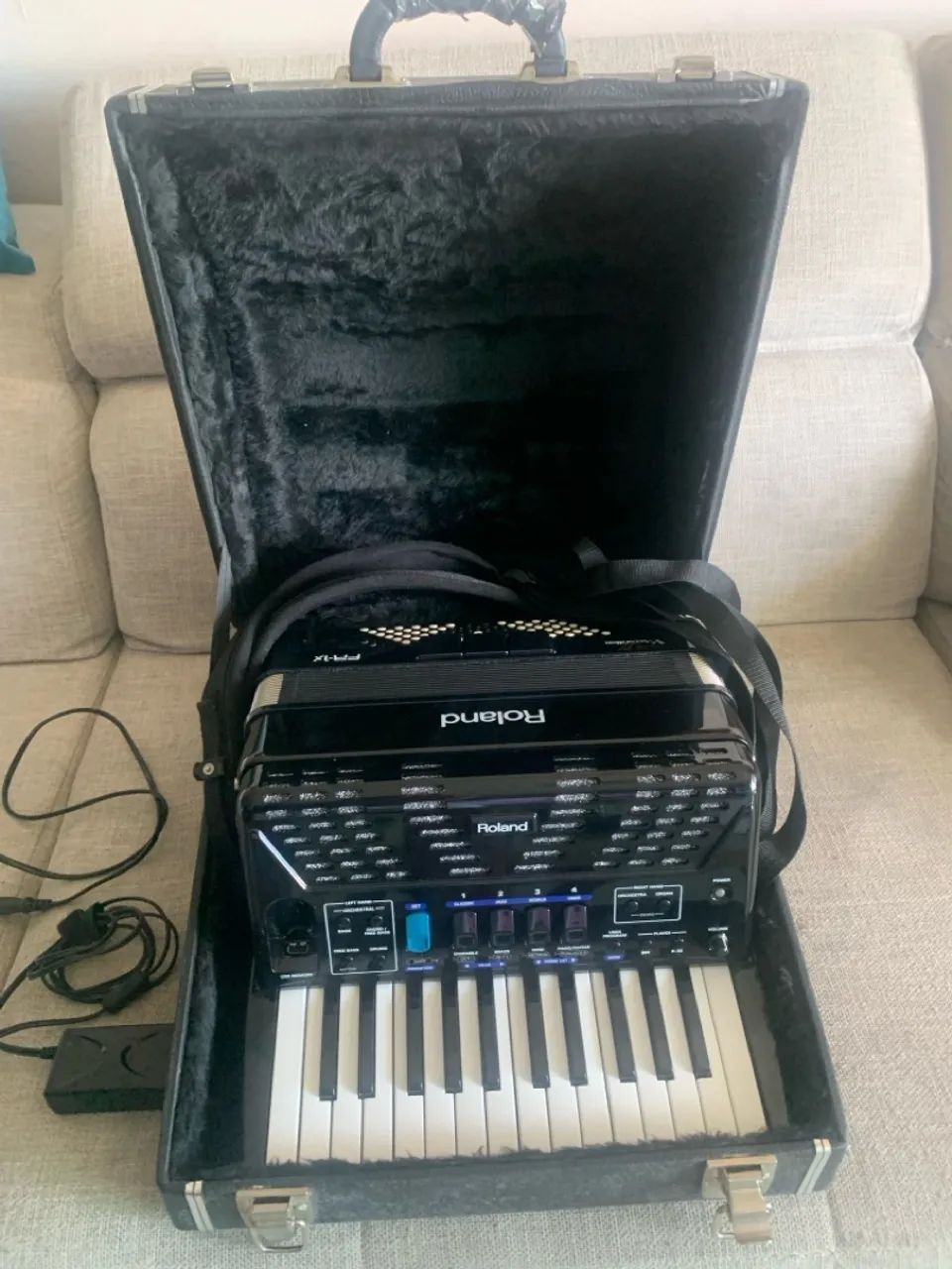 Acordeon Roland FR1x