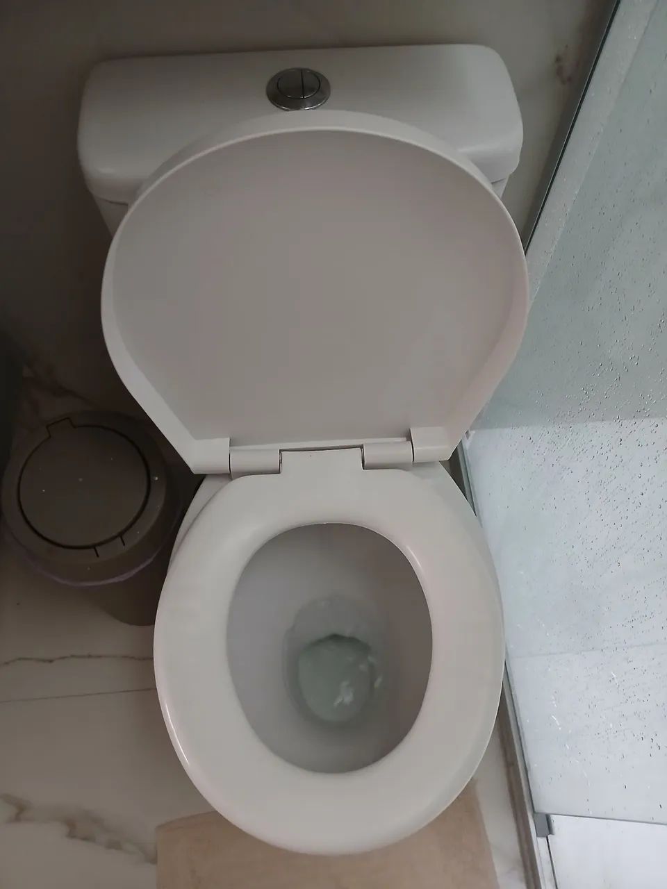 Vaso sanitário com caixa acoplada - Foto 2