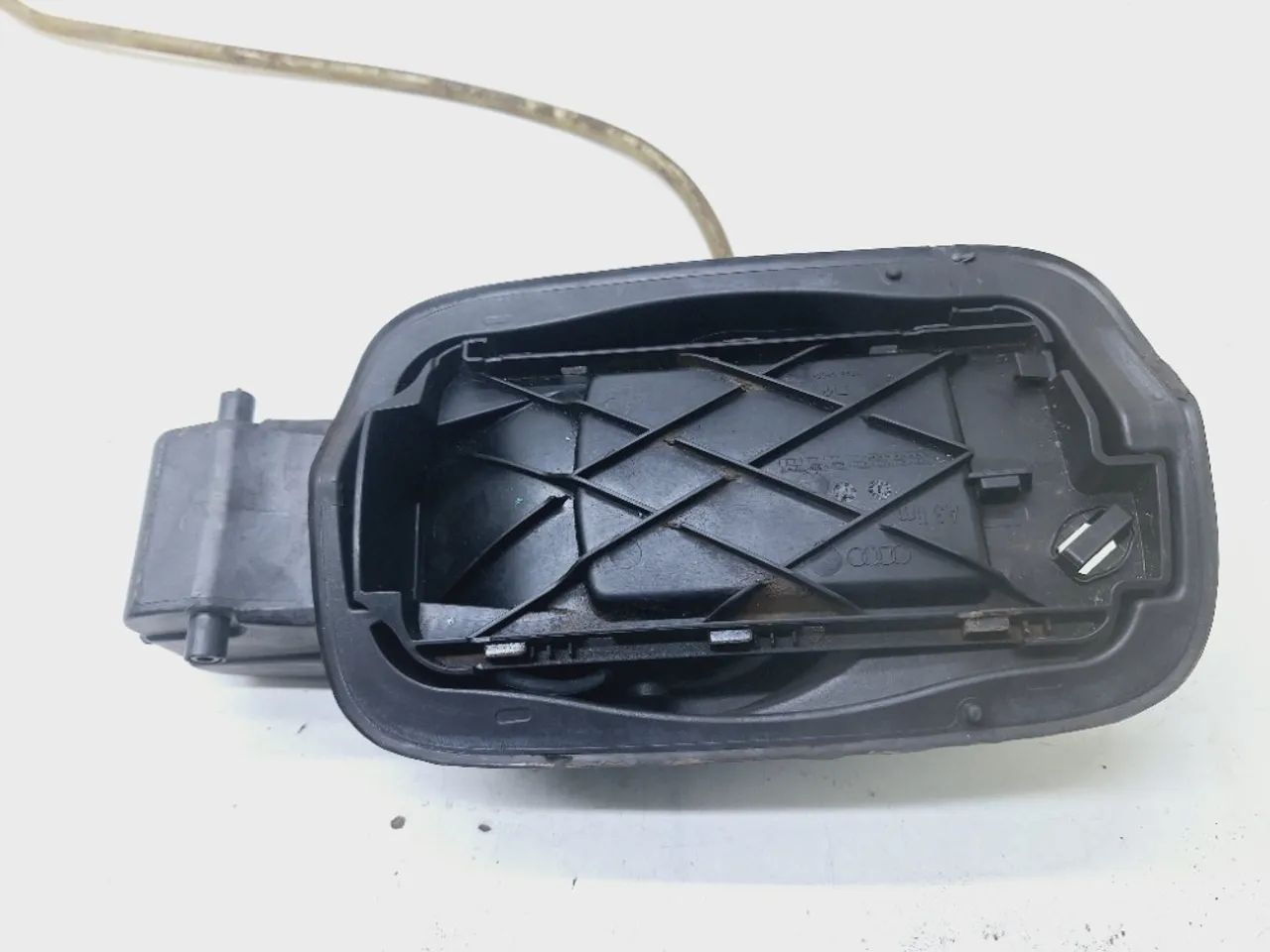 Suporte Portilhola Tanque Audi S3 Sedan Tfsi 2.0t 2015