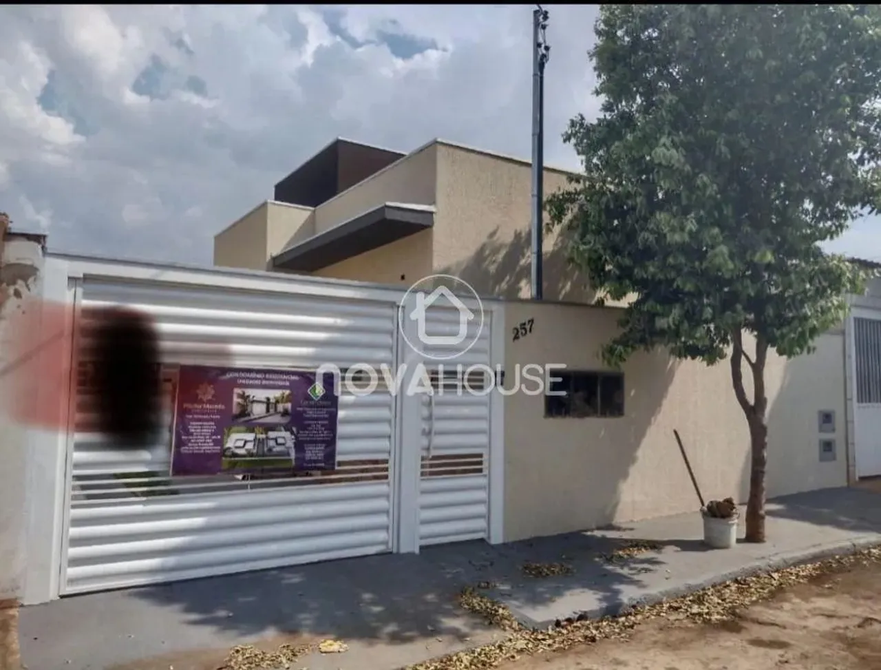 CASA EM CONDOMÍNIO NO COOPHATRABALHO