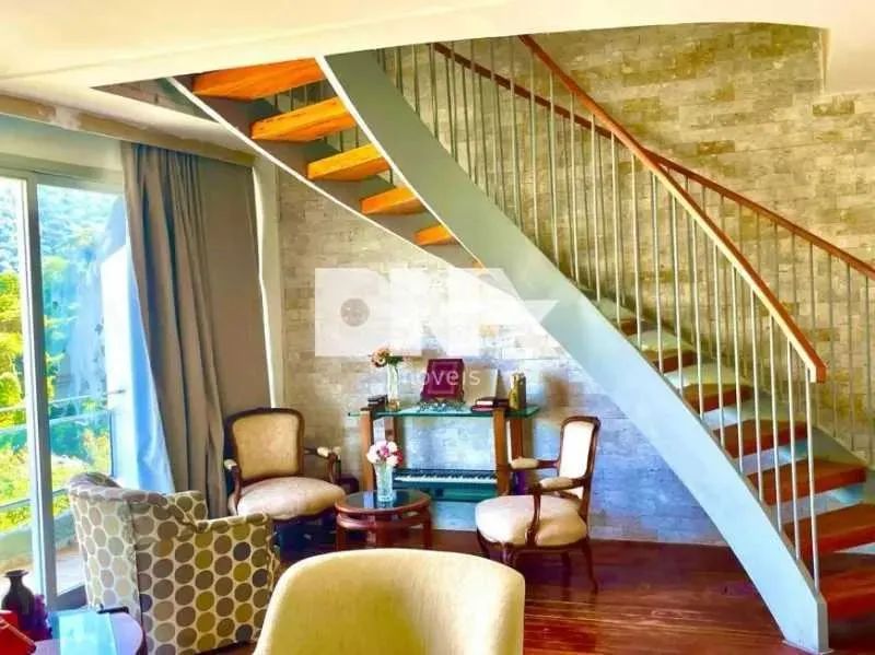 Cobertura Triplex com 370m² e 3 vagas - Foto 3