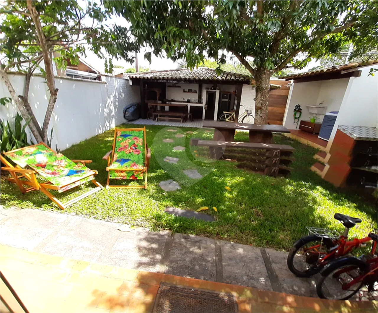 Condomínio com 3 quartos à venda ou para locação em Manguinhos - RJ