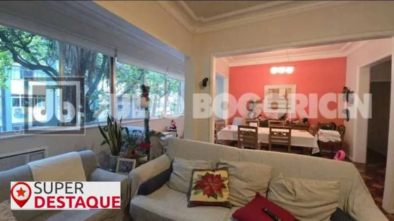 Imobiliária Julio Bogoricin vende imóvel na Cupertino Durão (3ª quadra)