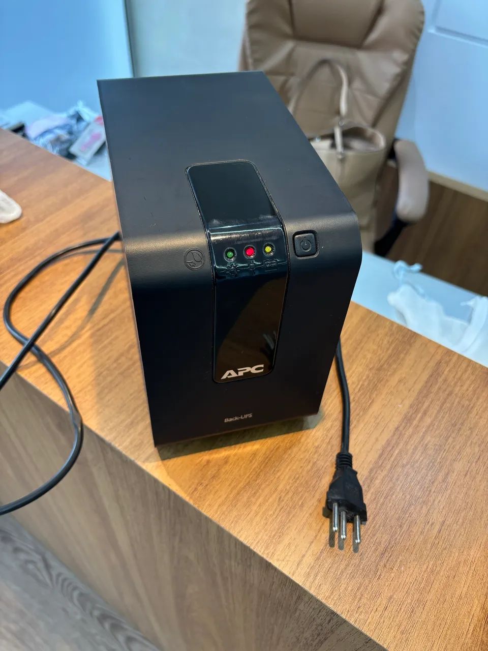 APC Uninterruptible Power Supply64169972777985120