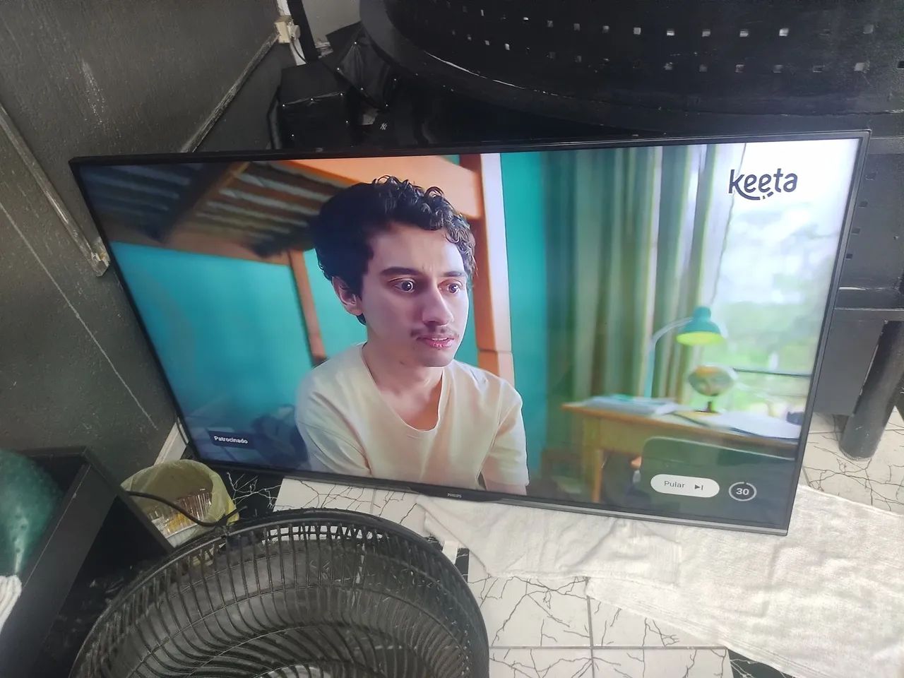 Vendo tv lg 65 polegadas top de linha em estado de nova conforme fotos obs. Não e smartv 