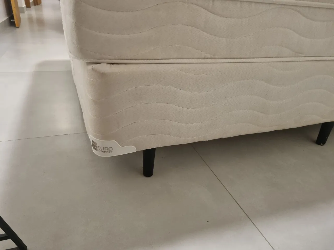 Doação - Cama Box Euro Colchões Casal (somente a base)