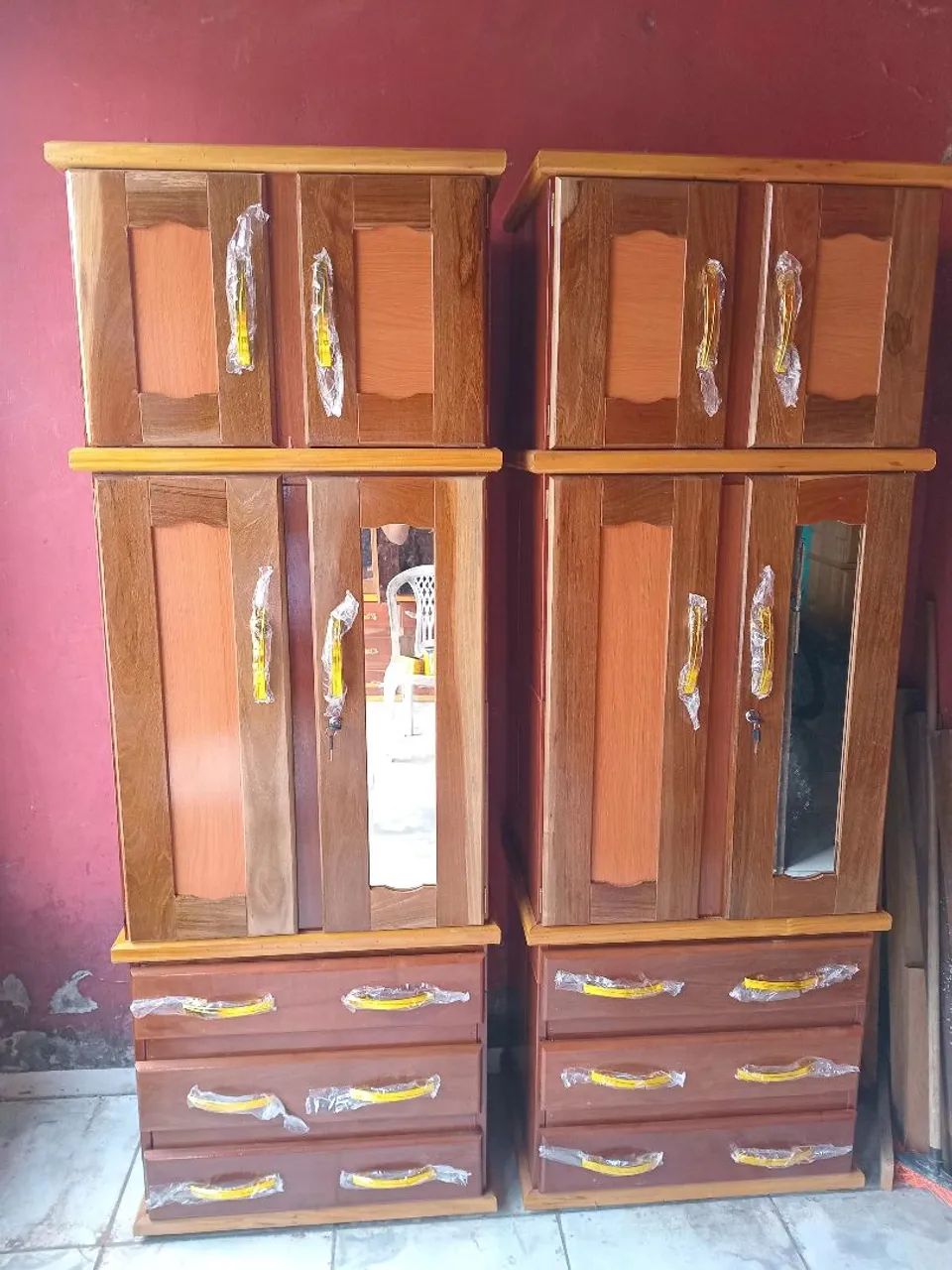 Guarda roupa pequena 64352822791937120