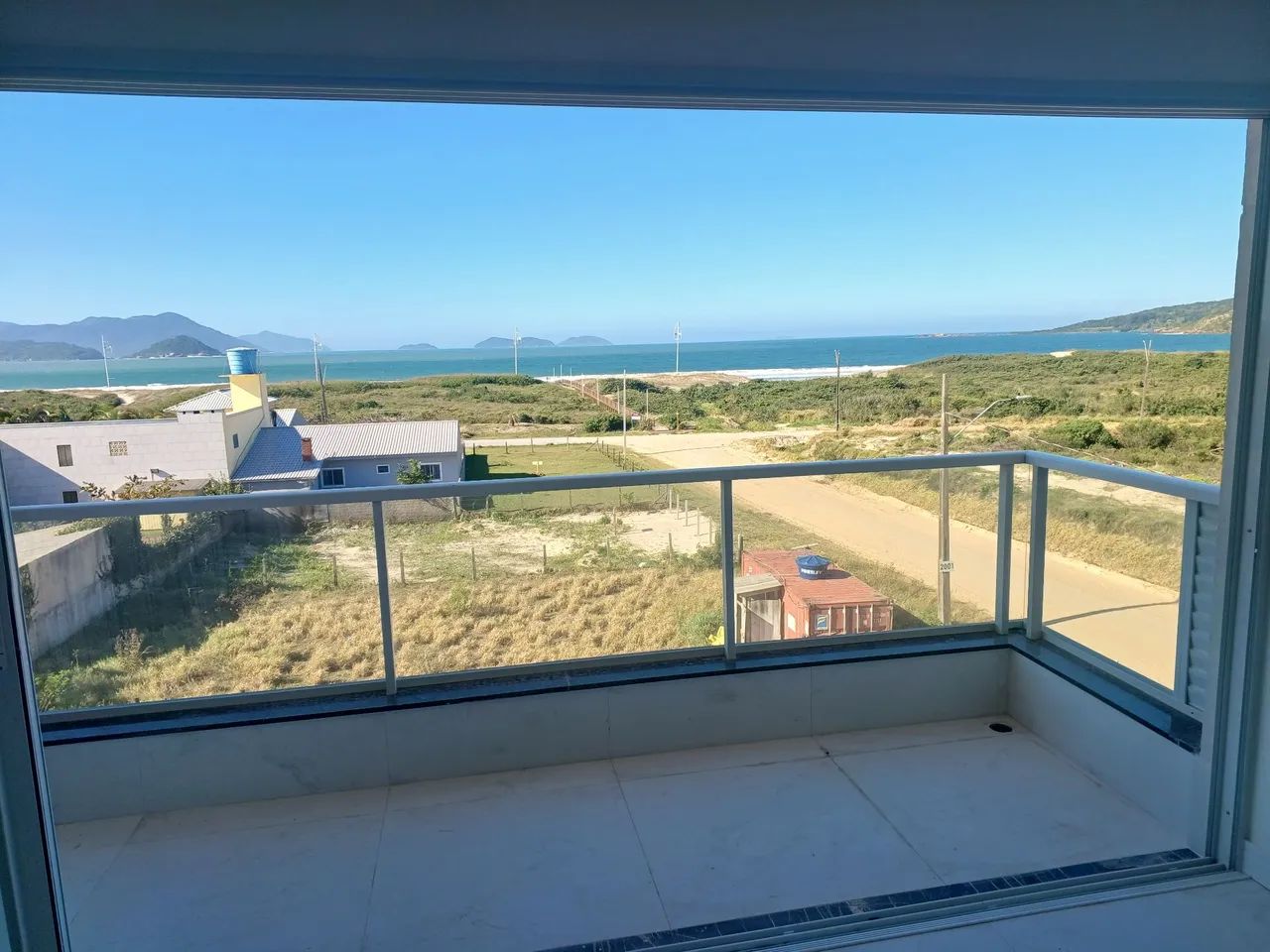 Vendo apart. Frente pro Mar