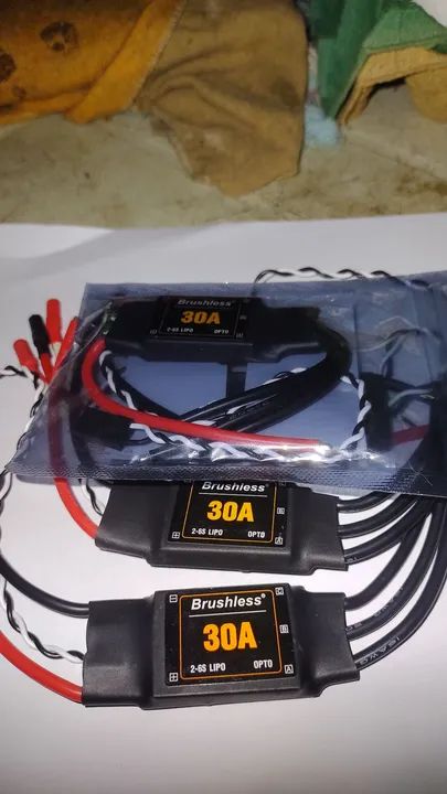 4 Esc 30A 6S opto  - Foto 2