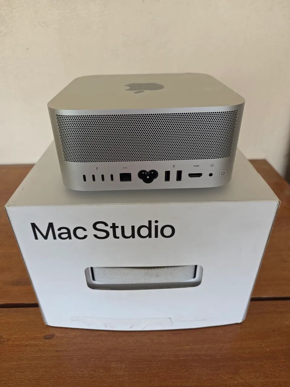 Apple Mac Studio Max M1 com 512gb de ssd 32gb de ram