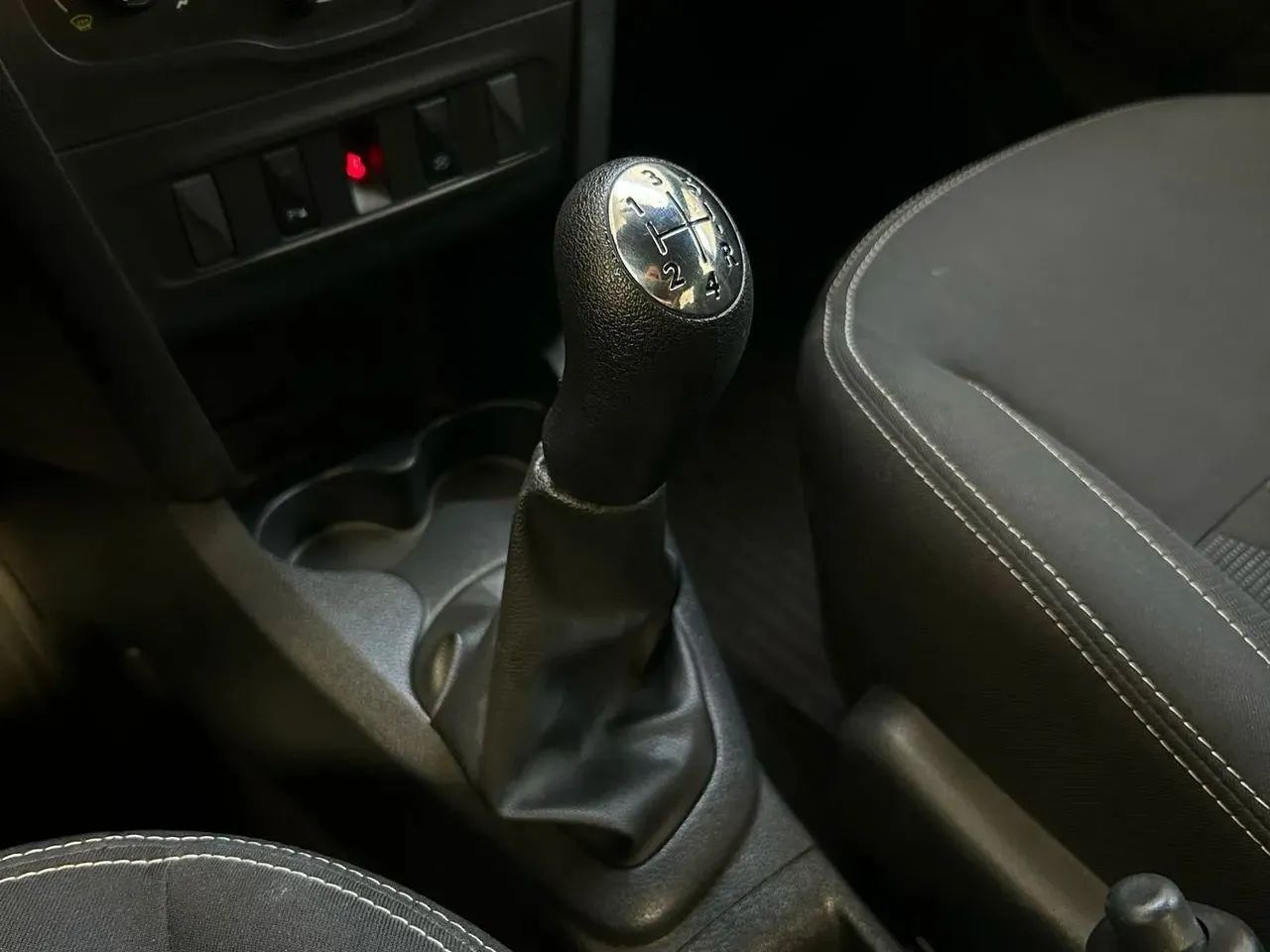 Renault Logan zen 2024 Carro extra - Foto 4