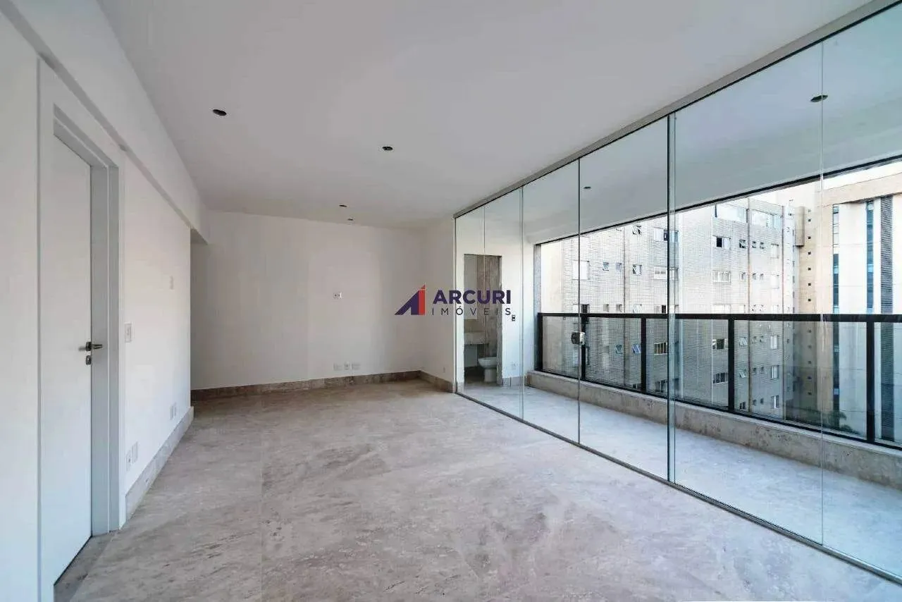 Apartamento 04 quartos Lourdes (BH) - Venda