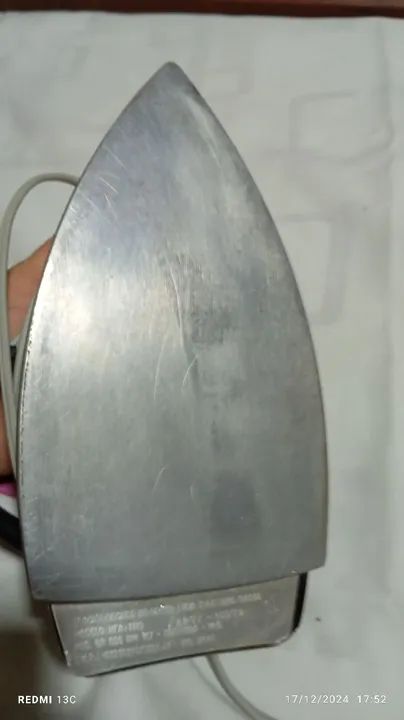 Ferro de passar roupa Black & Decker - Foto 4