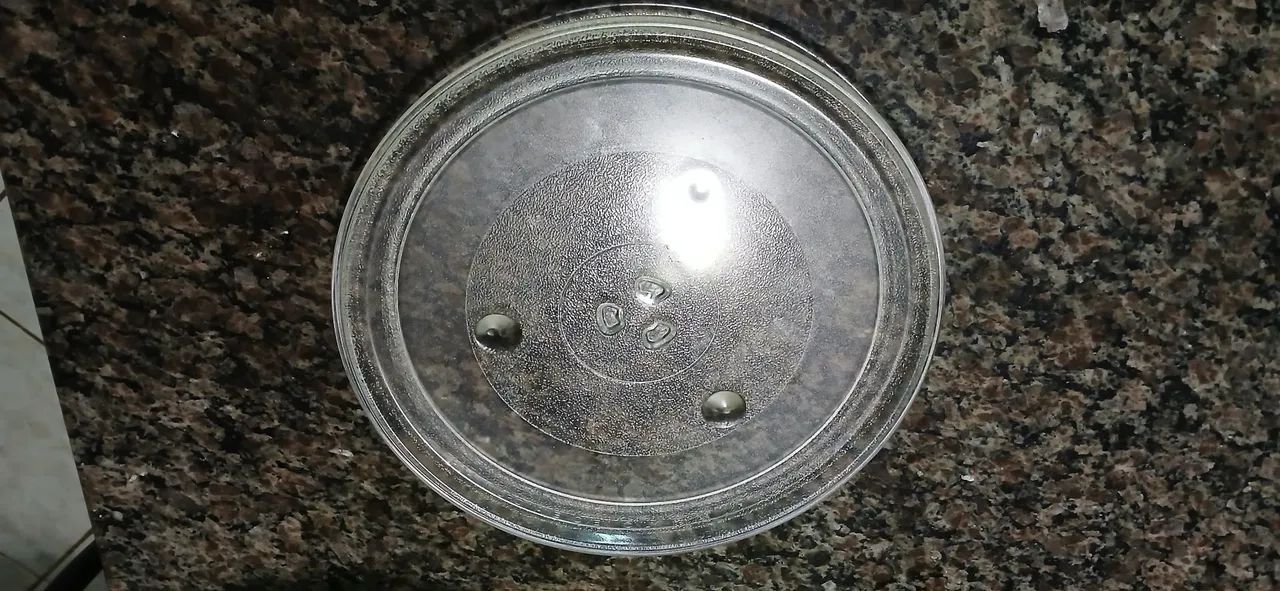 Prato para micro-ondas acima de 30 litros - Foto 2