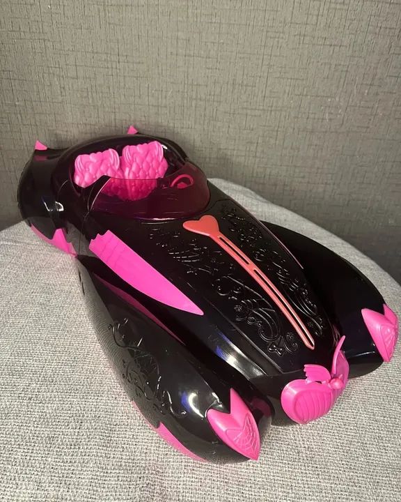 Carro Monster High - Draculaura