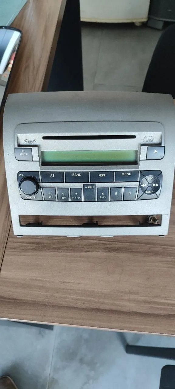Rádio Toca CD/MP3 Original Fiat