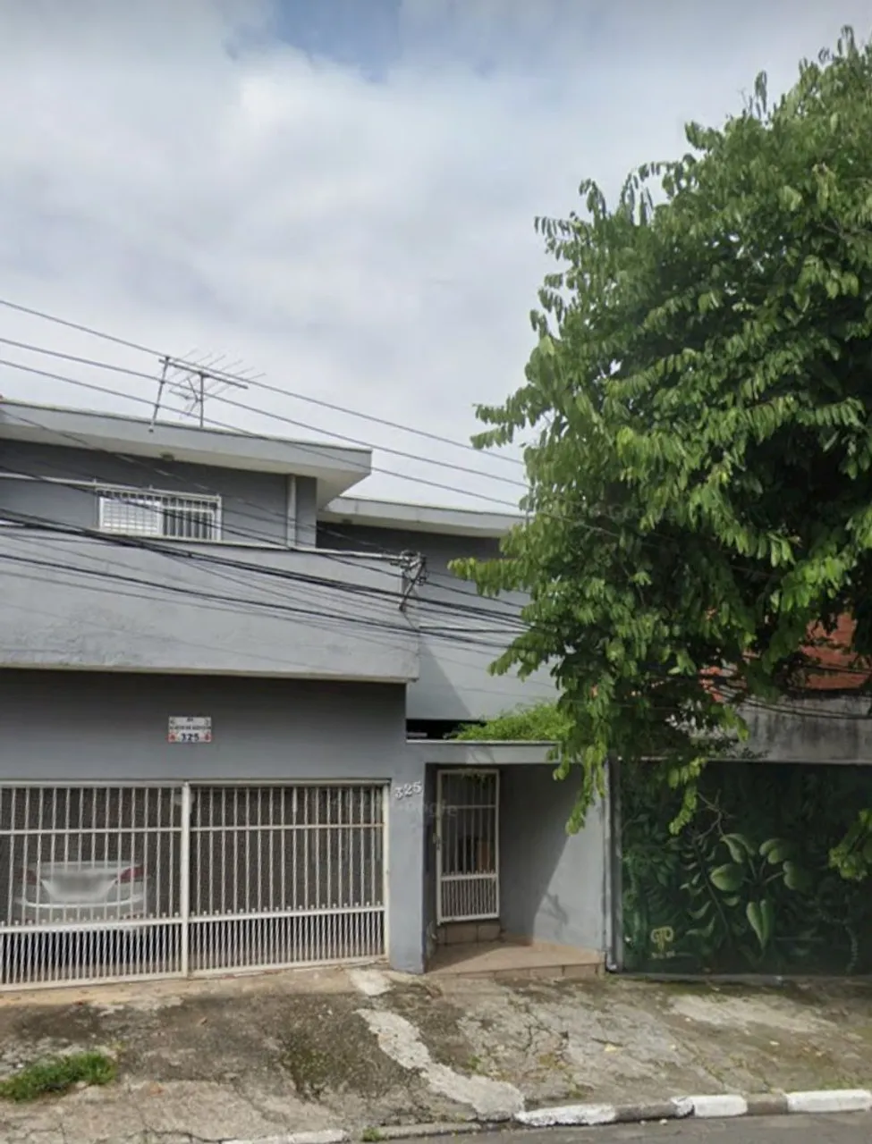 Sobrado em Osasco. Ótima localização. Pronto para morar. Oportunidade!