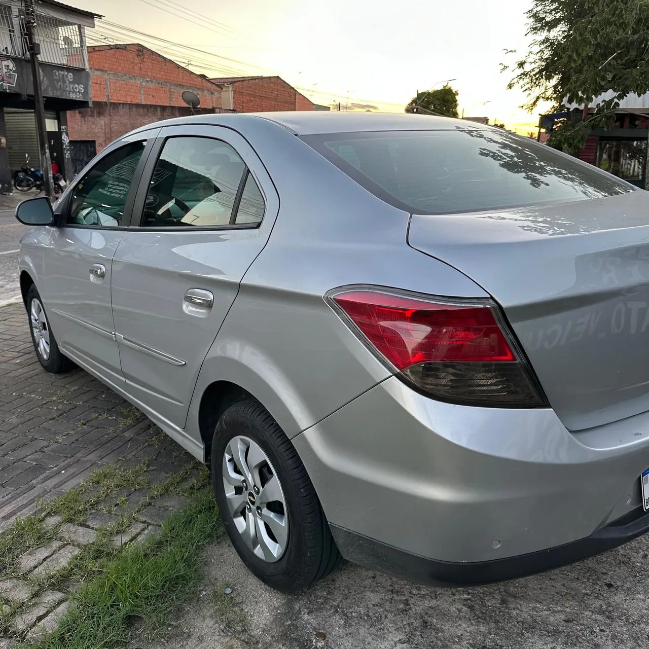 Prisma LT 1.0 completo - Foto 4