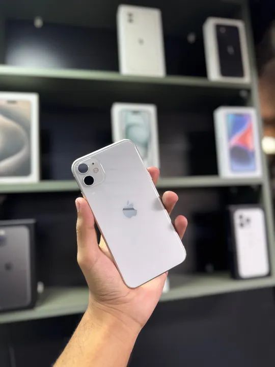 IPHONE 11 64 gb - 1 Ano de garantia 