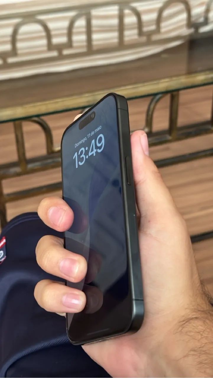 iPhone 15 pro 1tb  - Foto 2