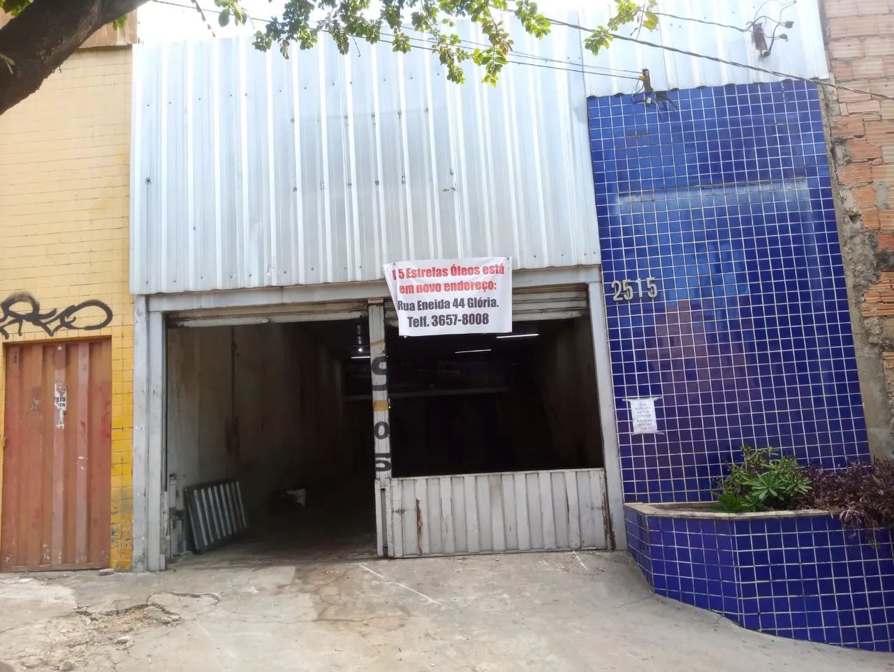 Galpão para venda ou permuta.