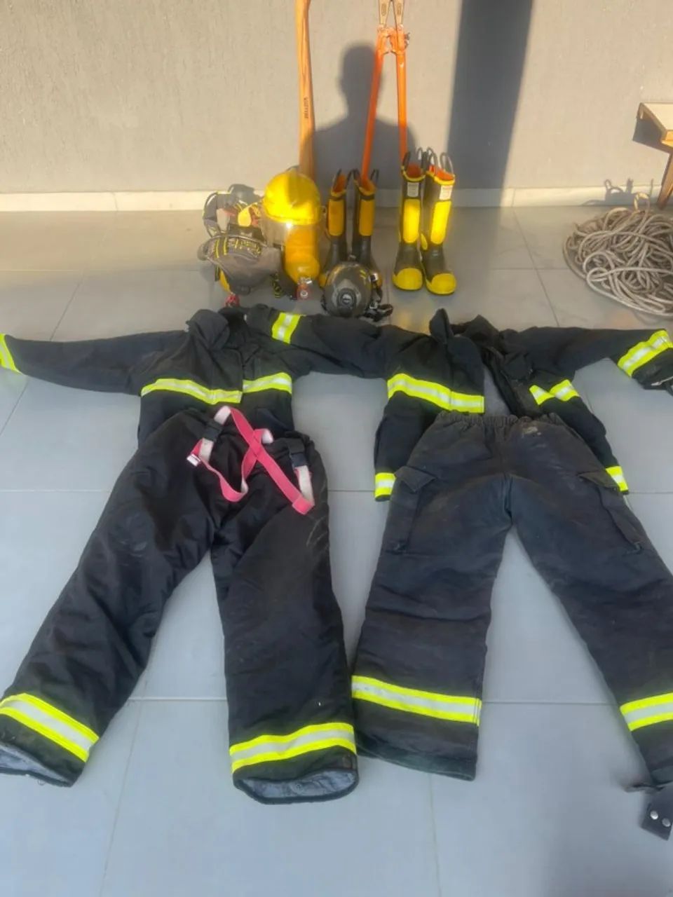 LEIA O ANUNCIO- CONJUNTO DE ROUPA DE APROXIMAÇÃO E EPRs. - Foto 2