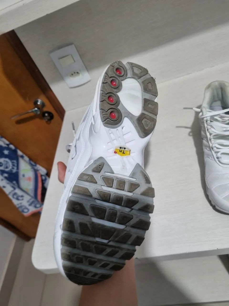 Tenis Air max Plus TN (TRIPLE WHITE) 40 - Foto 3