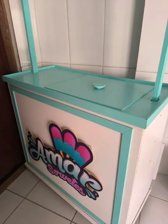 Vendo barraca madeira desmontável (sem a logo) - Foto 3