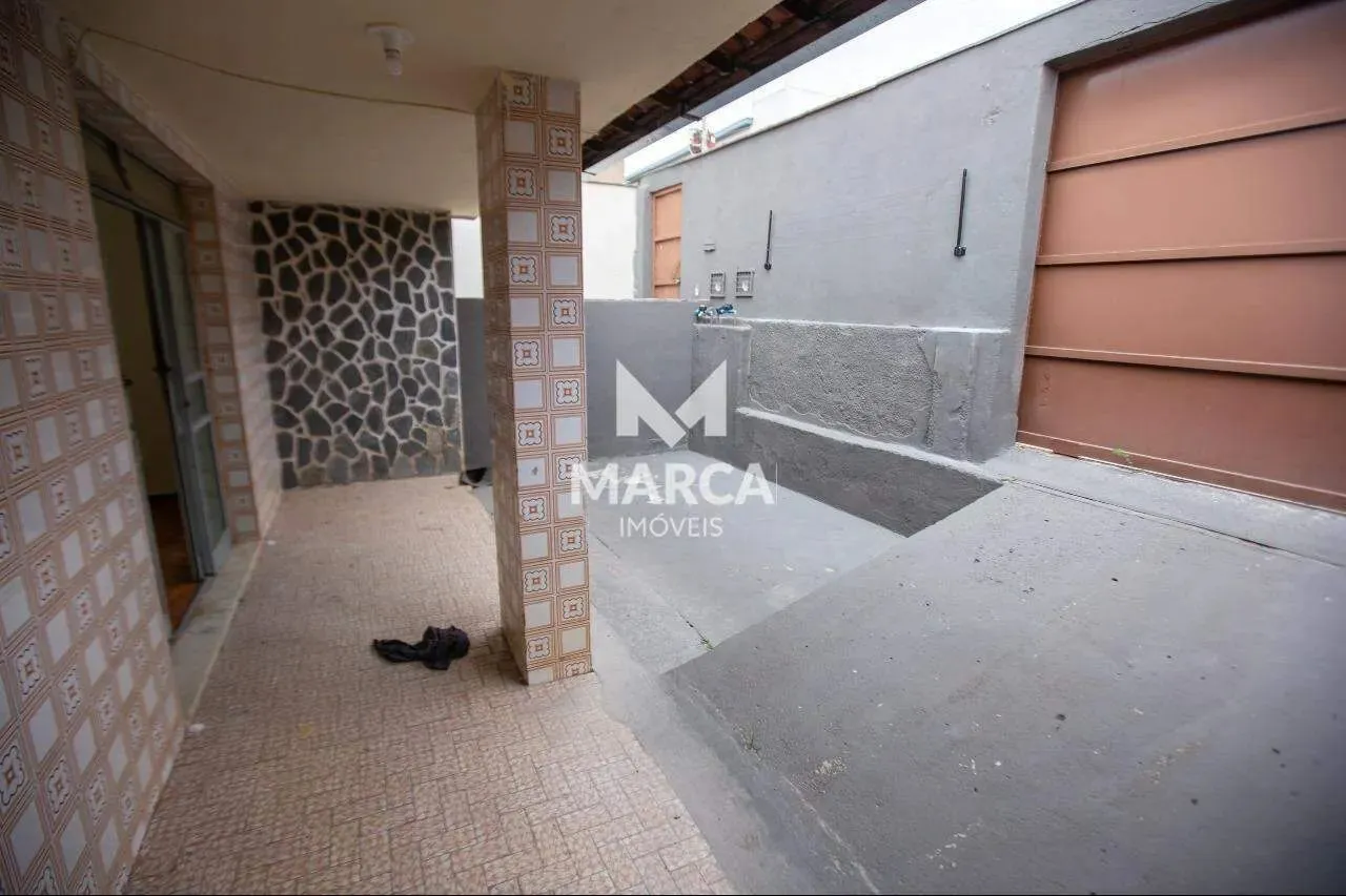 Casa para aluguel, 2 quartos, 1 vaga, Glória - Belo Horizonte/MG