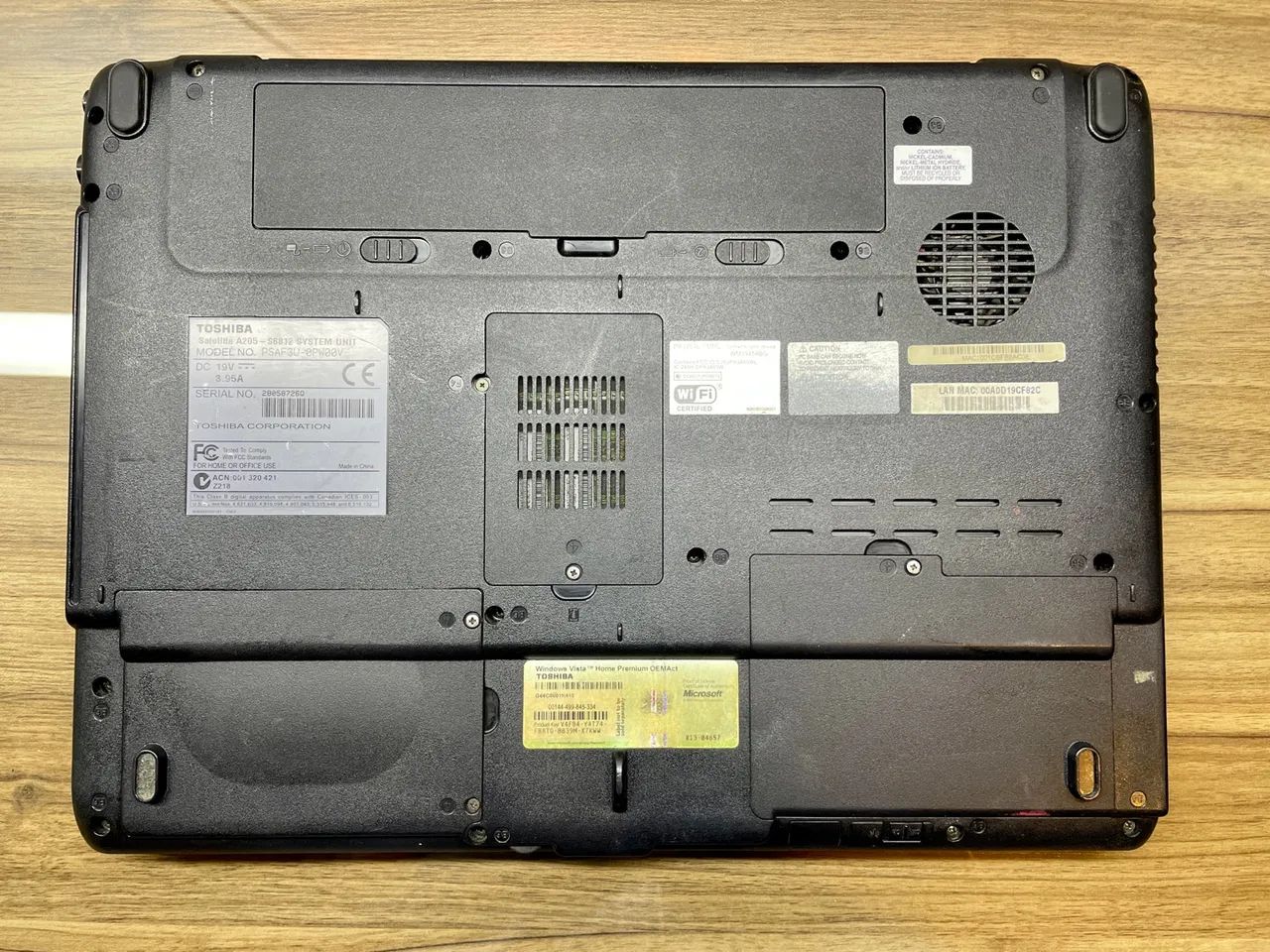 Notebook Toshiba A200 - Core 2 Duo - 2 GB RAM - Foto 4