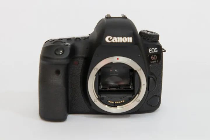 Câmera Digital Canon EOS 6D Mark II - Foto 2