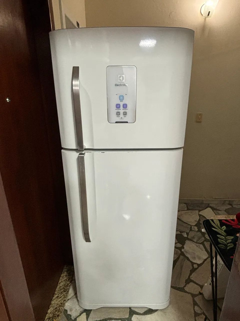 Vendo geladeira duplex Eletrolux  - Foto 6