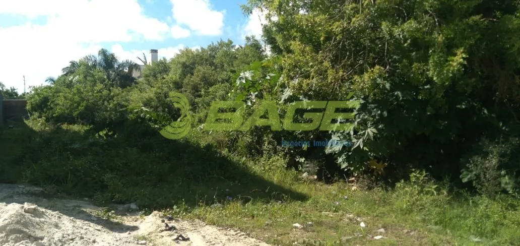 Terreno a venda de 400 m2 no Recanto de Portugal.