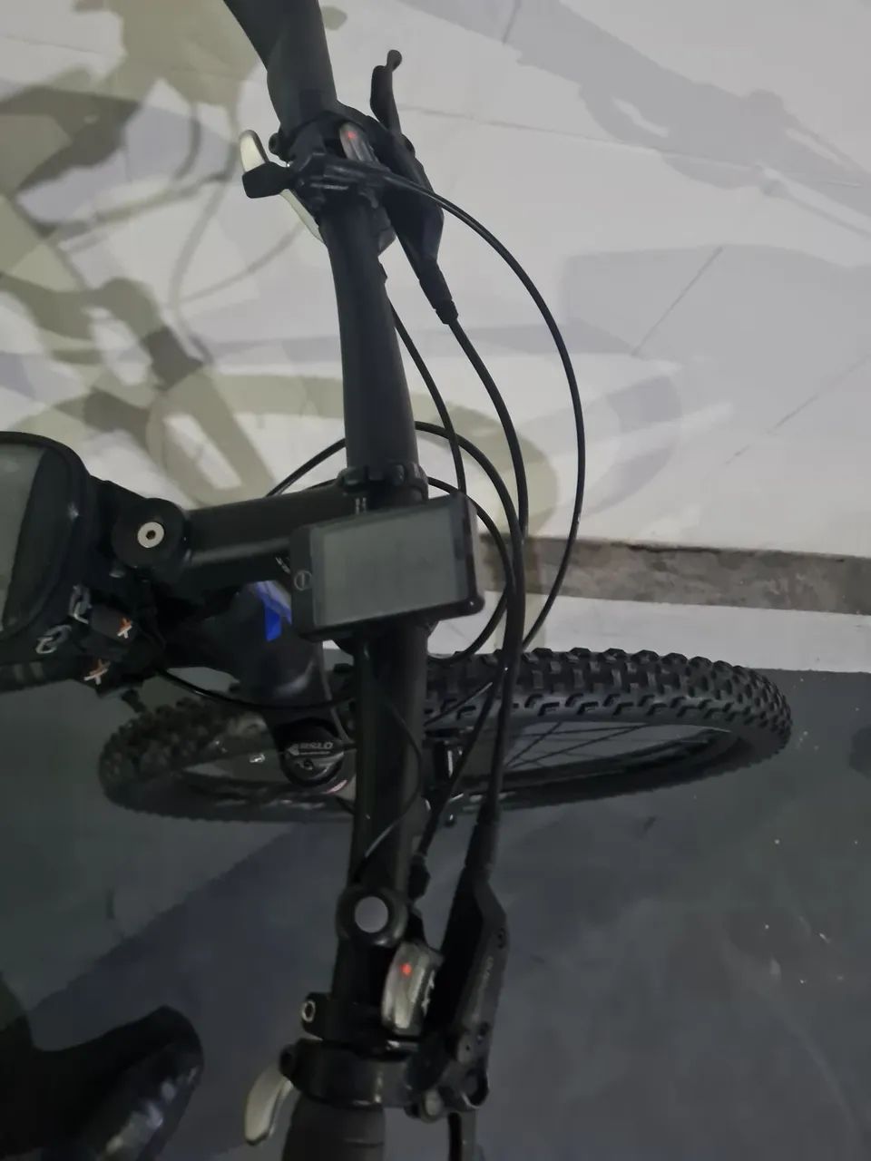 Bicicleta Specialized Rockhopper Elite Aro 29  - Foto 4