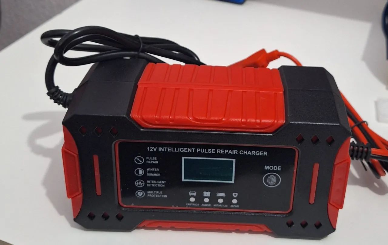 Carregador de bateria inteligente 12V 6 amperes para carro e moto - Foto 3