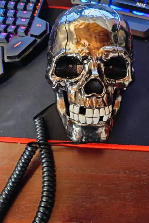 Telefone de Caveira