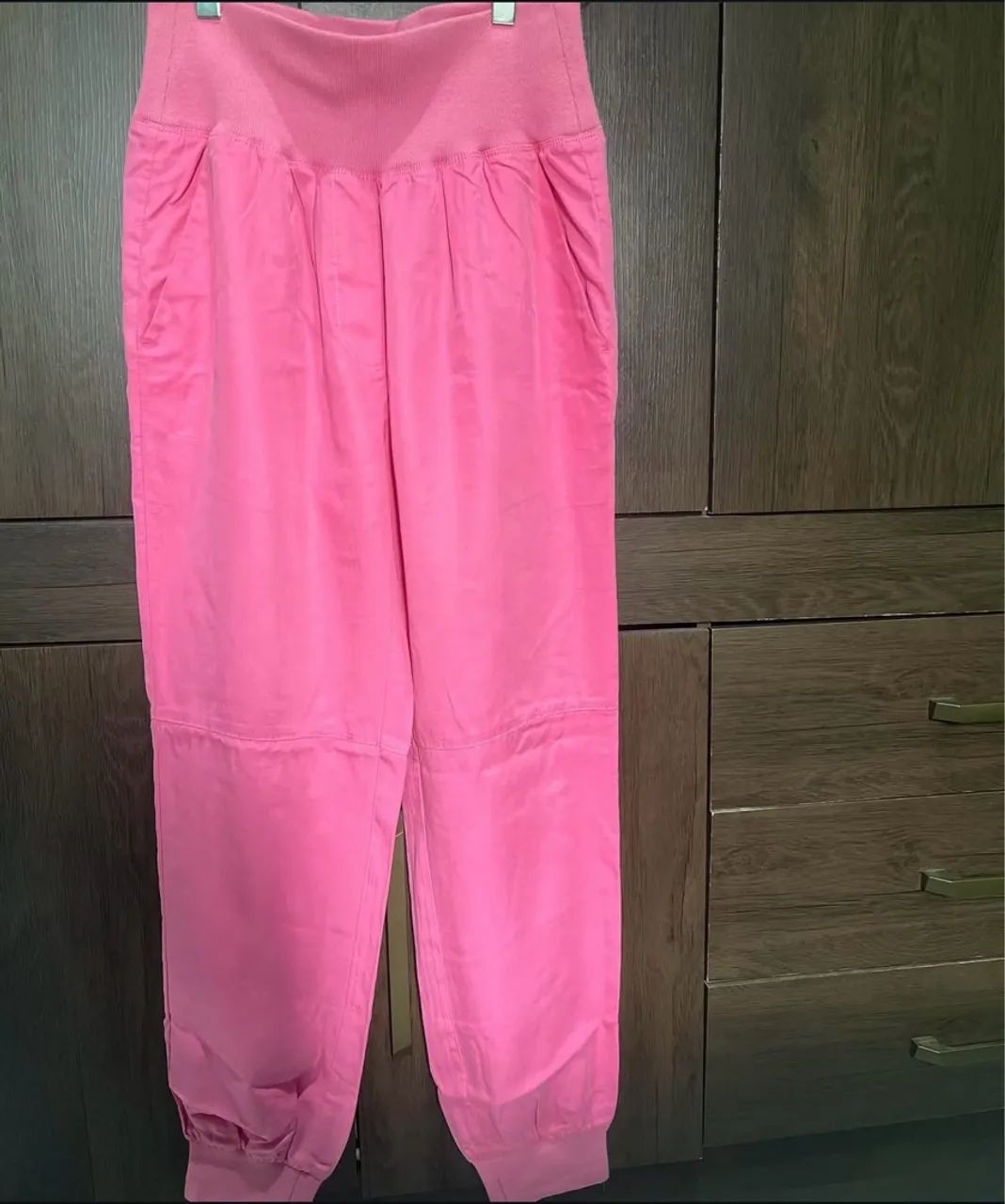 Calça Jogger Rosa Feminina - Conforto e Estilo! - Foto 2