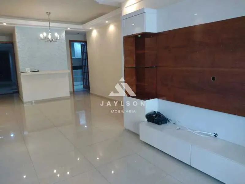 Apartamento - / Residencial / Penha Circular