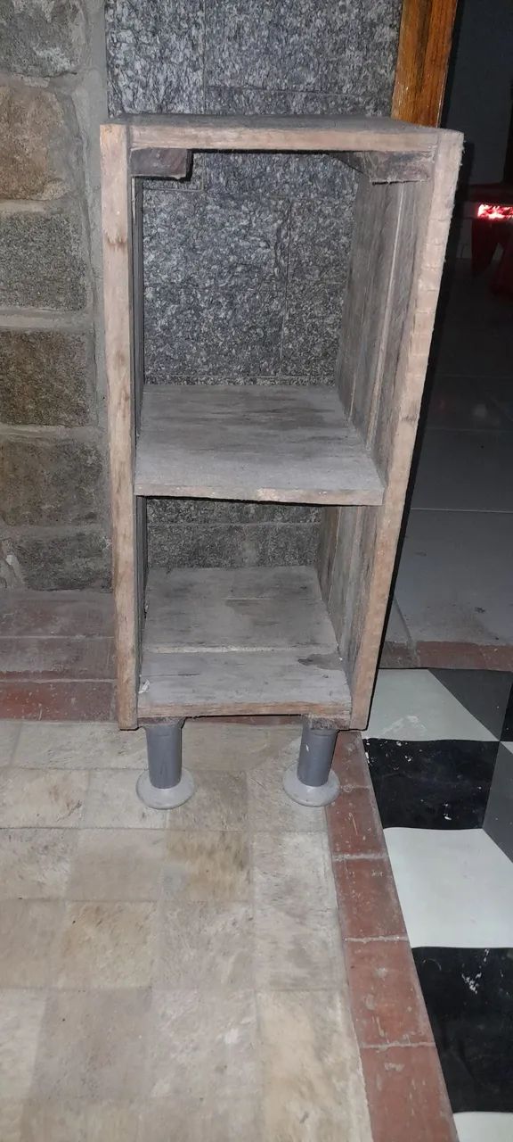 Estante de Escritório em Madeira