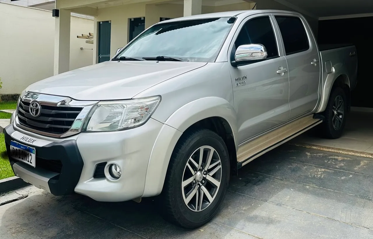 TOYOTA HILUX 2014 Usados e Novos