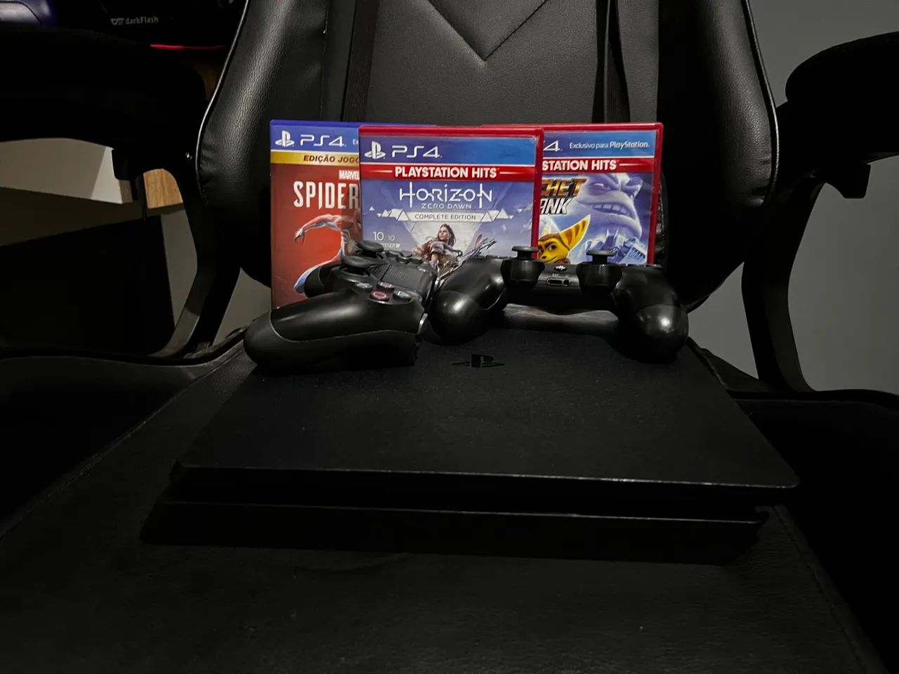 PlayStation 4 com Jogos e Controles - Foto 4