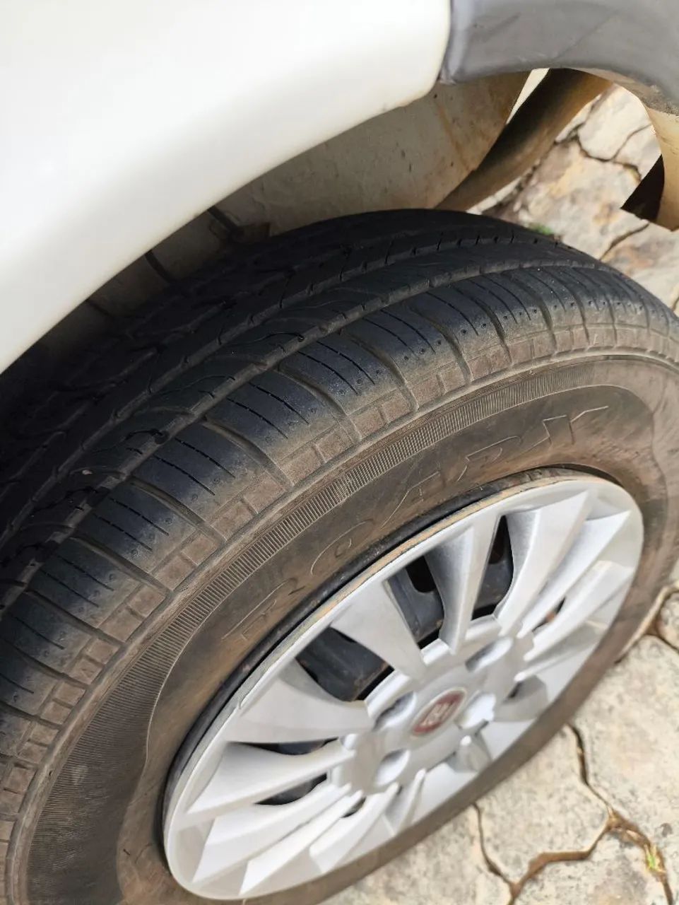 Vende-se Fiat uno 2013 muito novo - Foto 5