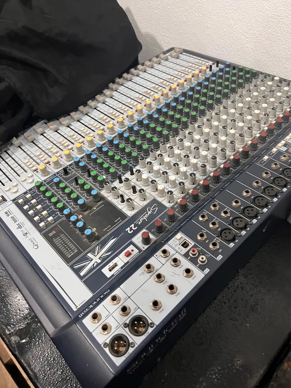 Mesa de Som Soundcraft 22 canais  - Foto 3