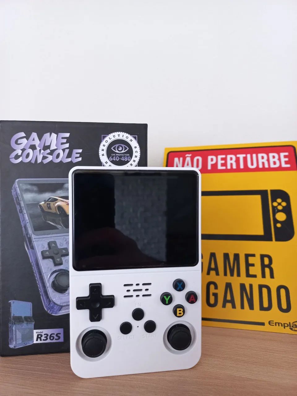 Console de jogos portátil R36S - Retro e moderno! - Foto 2
