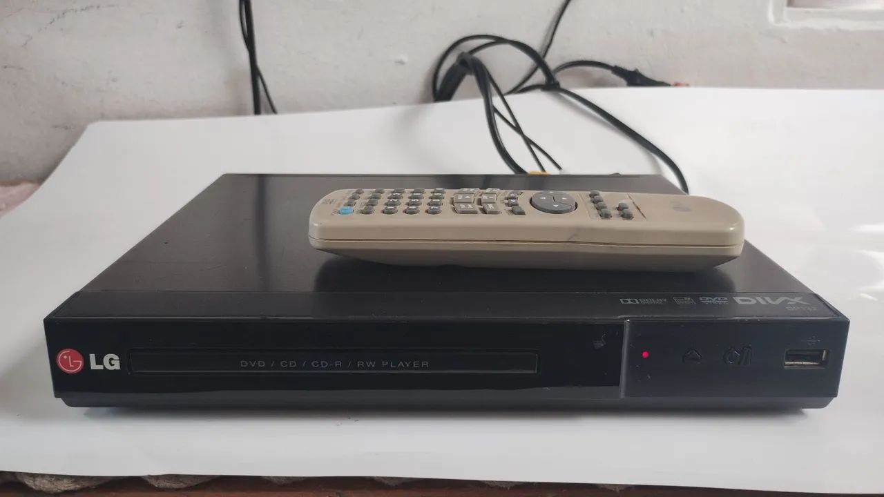 DVD PLAYER LG pequeno <br><br>Modelo: DP132  - Foto 3